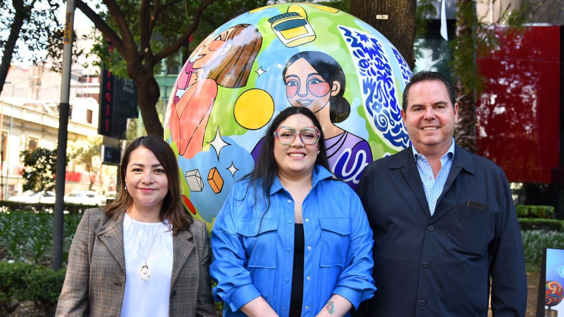 Unilever de México presenta su esfera artística en Ruta de las Empresas
